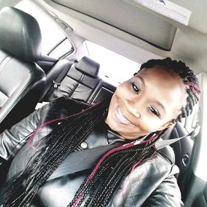 Meet your Posher, Evelyn